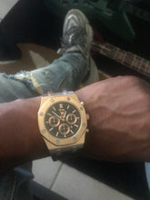 Load image into Gallery viewer, Wealthy Elephant “Date Watch”

